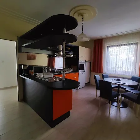 Apartament Tina *
